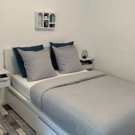 Chic Et Cosy Appartement Epure - T3 Courcouronnes 外观 照片