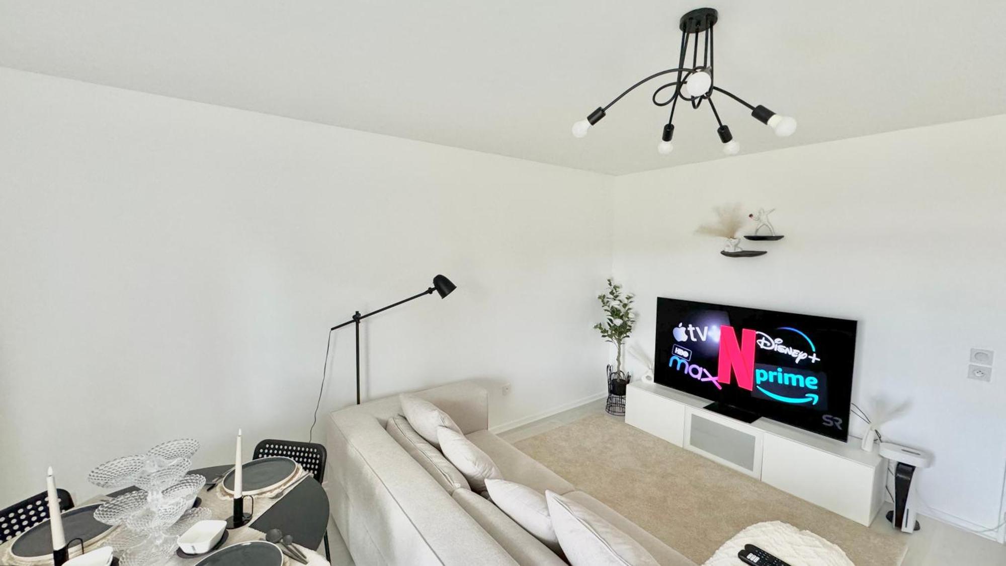 Chic Et Cosy Appartement Epure - T3 Courcouronnes 外观 照片